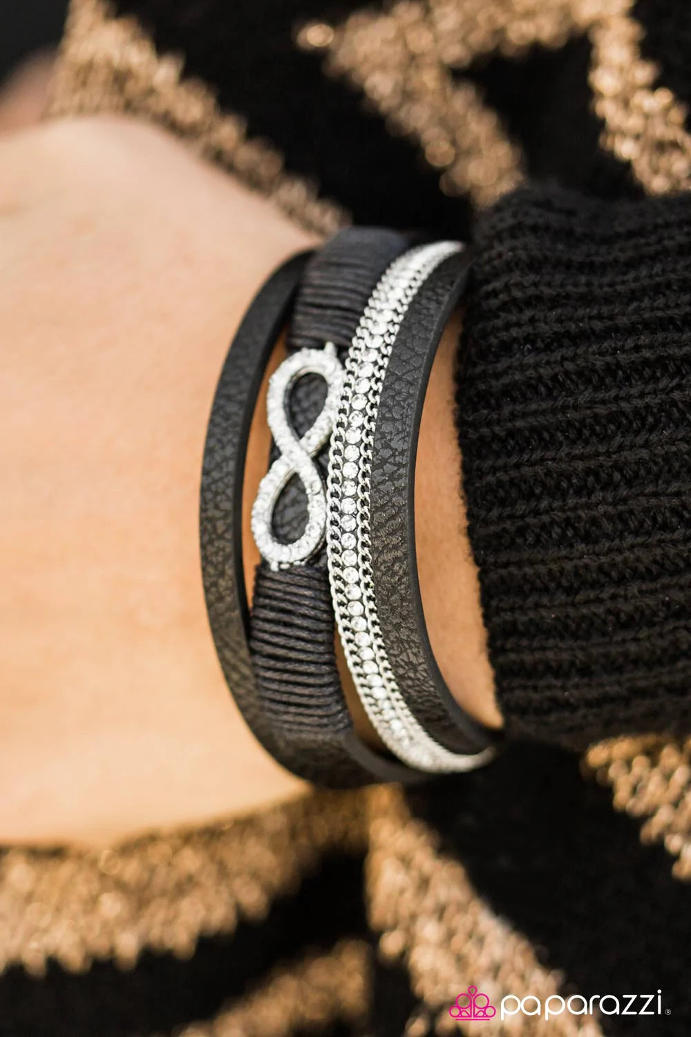 Pulsera Paparazzi ~ Happily FOREVER After - Negro