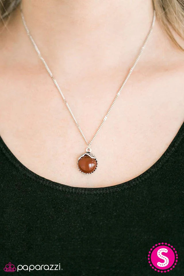 Collar Paparazzi ~ Ambiente playero - Naranja