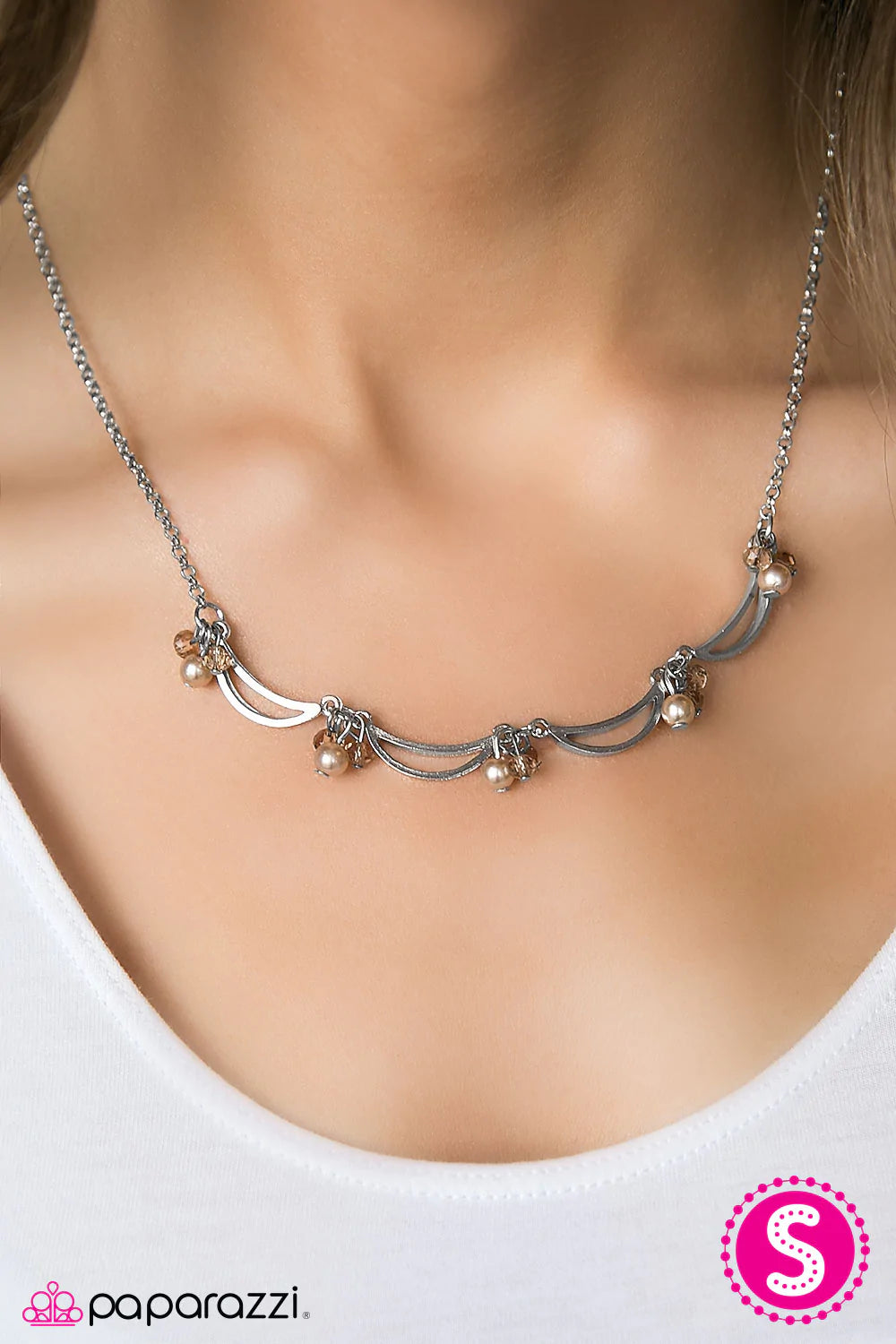 Collar de paparazzi ~ Todos cantan, todos bailan - Marrón