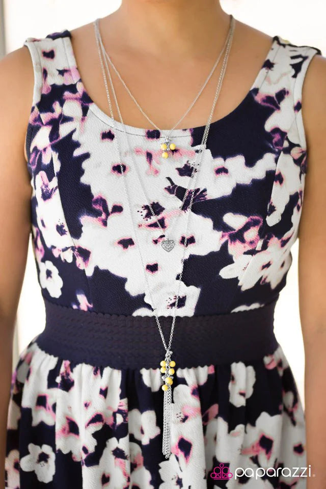 Collar Paparazzi ~ ¿Qué no te gusta? - Amarillo