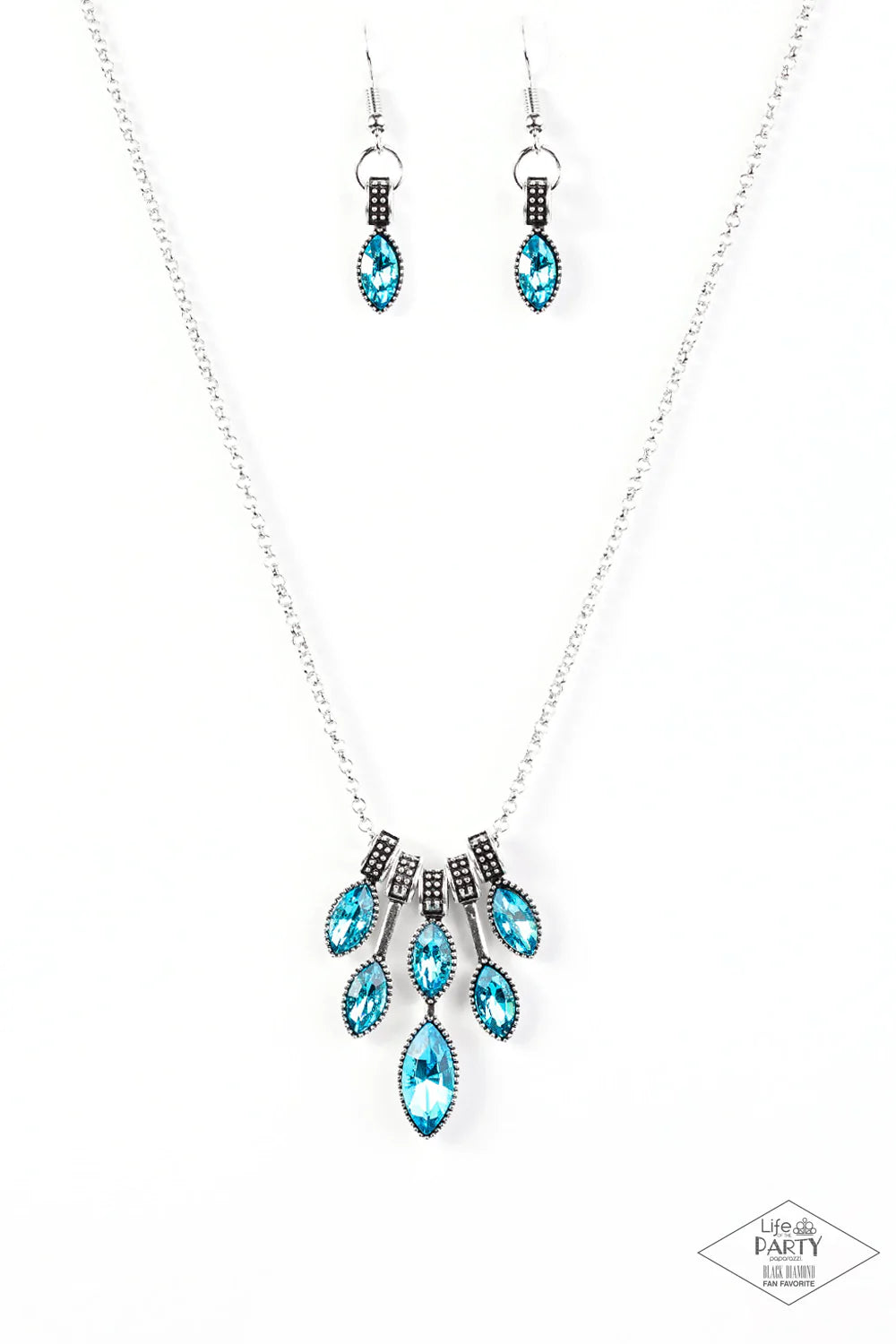 Paparazzi Necklace ~ You Should See Me In A Crown - Blue