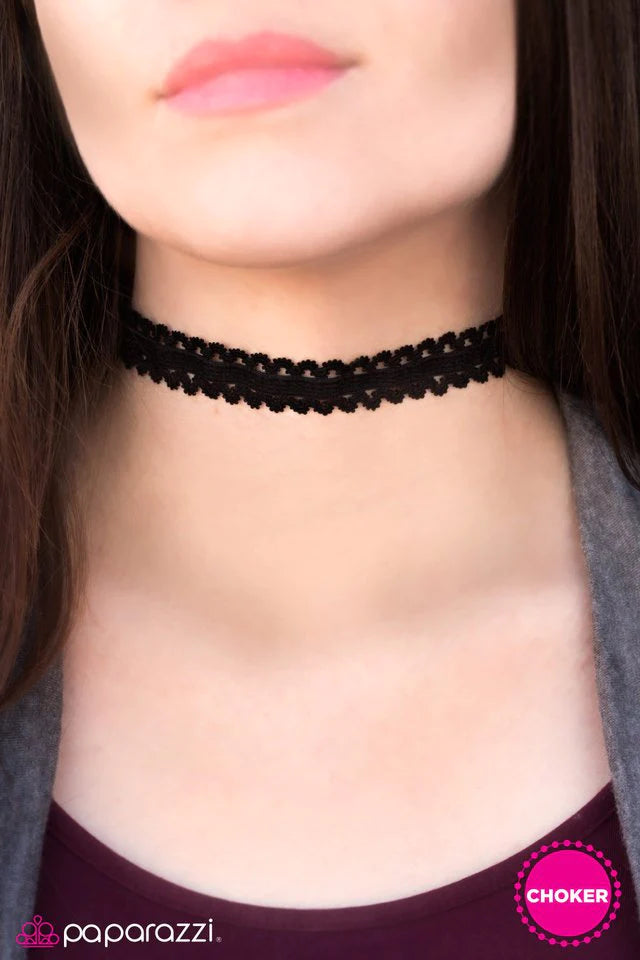 Paparazzi Necklace ~ Victorian Vogue - Black