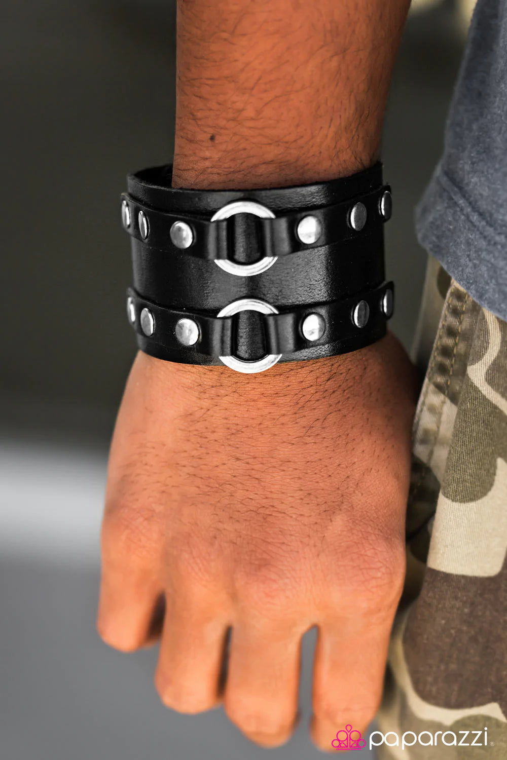 Pulsera Paparazzi ~ Rogue Rider - Negra