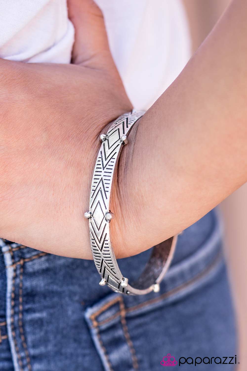 Paparazzi Bracelet ~ Jungle Quest - Silver