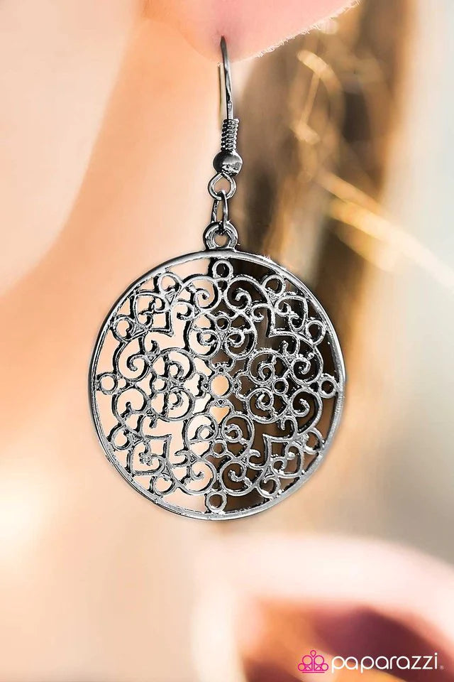 Paparazzi Earring ~ Fancy Filigree - Black