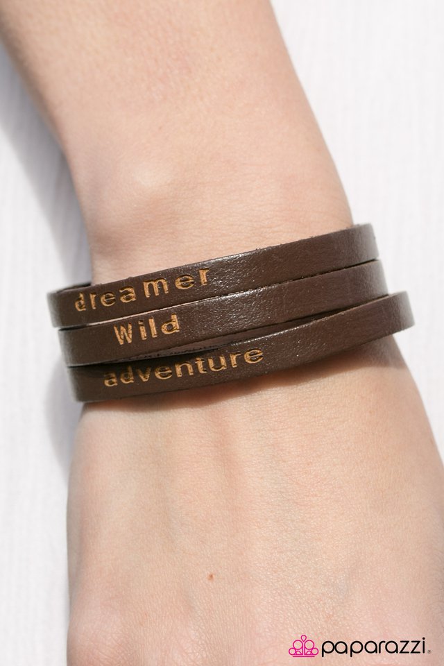 Pulsera Paparazzi ~ Dream Wild - Marrón