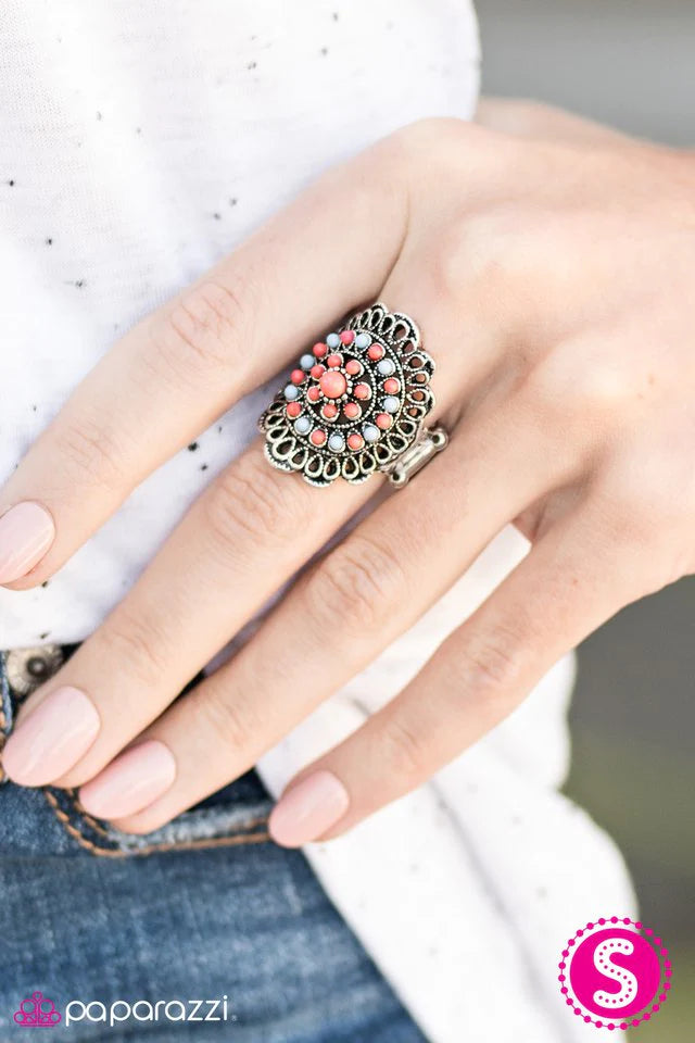 Anillo Paparazzi ~ Bailarina de Bali - Naranja