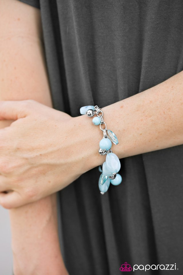 Pulsera Paparazzi ~ Mar de Coral - Azul