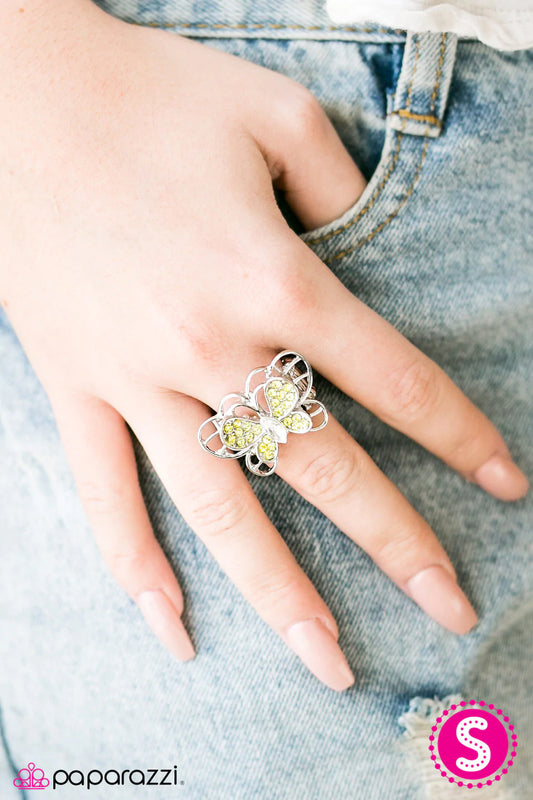 Paparazzi Ring ~ Butterfly Banquet - Yellow