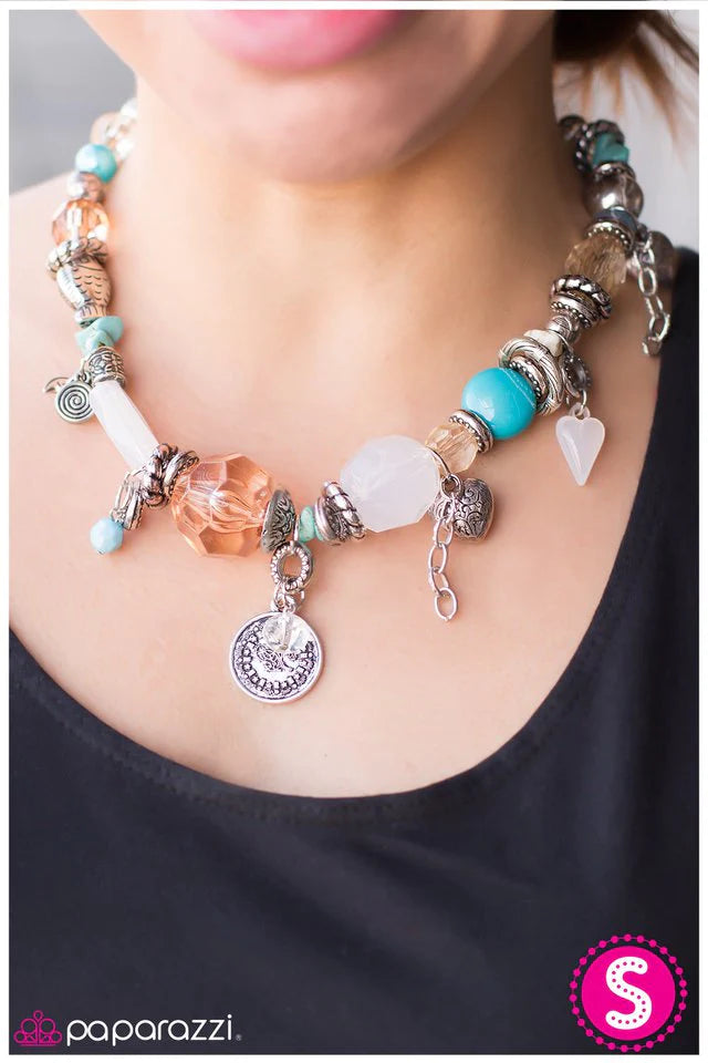 Collar Paparazzi ~ Fiercely Frosted - Azul