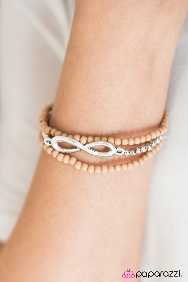 Pulsera Paparazzi ~ Amor eterno - Marrón