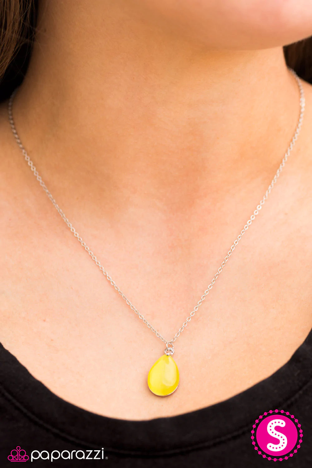 Paparazzi Necklace ~ All I Wanna DEW - Yellow