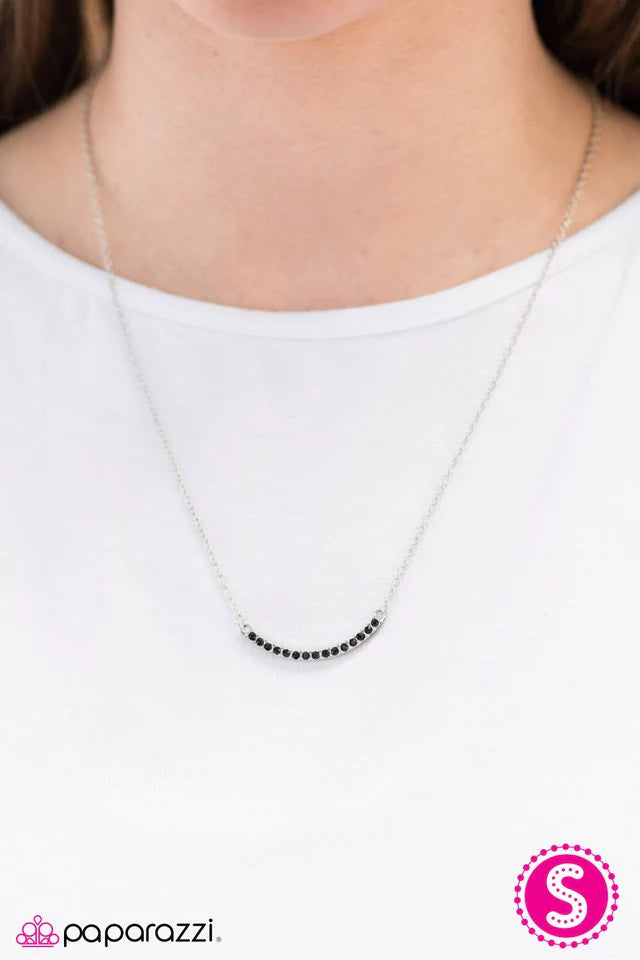 Paparazzi Necklace ~ Divas Night Out - Black