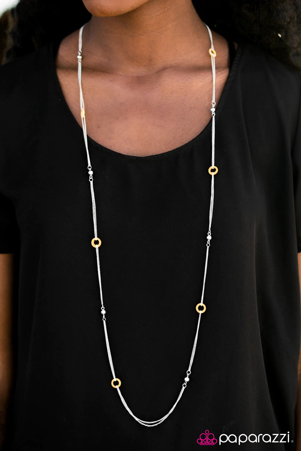 Collar Paparazzi ~ Moda de la Costa Oeste - Amarillo