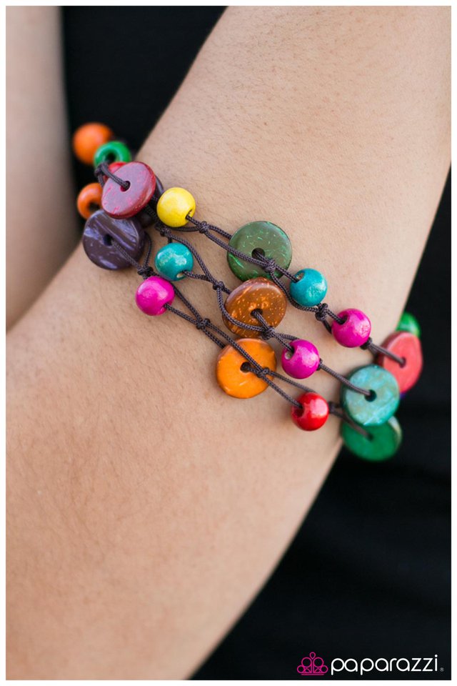 Pulsera Paparazzi ~ Una explosión de estilo boho - Multicolor