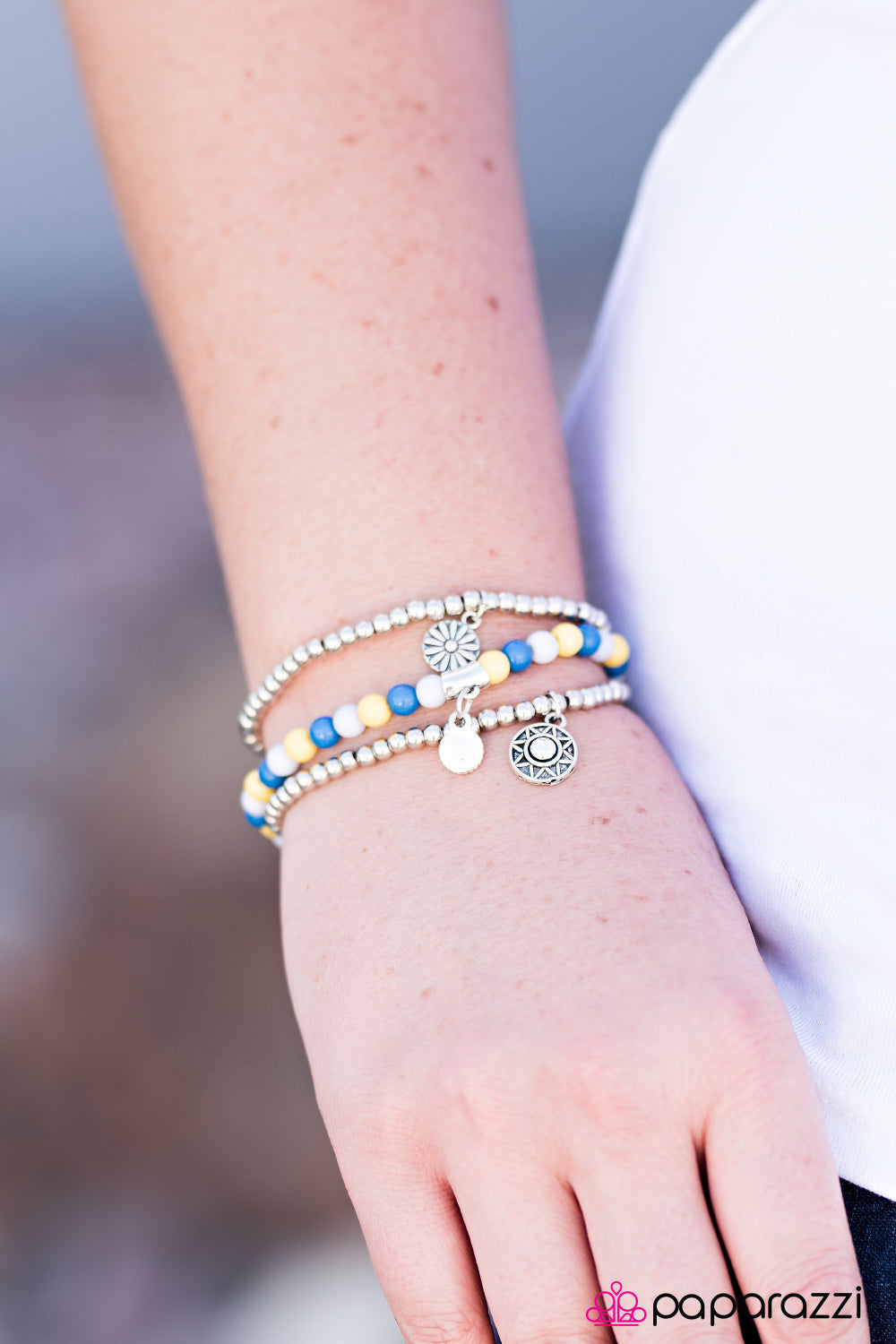 Paparazzi Bracelet ~ Bloom Out! - Multi