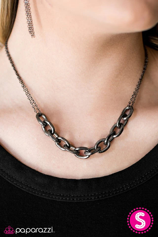 Collar Paparazzi ~ Lo and Be-BOLD! - Negro