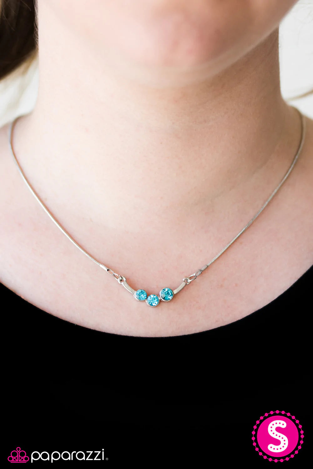 Collar Paparazzi ~ Estrellas de la suerte - Azul