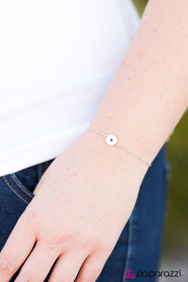 Pulsera Paparazzi ~ Casualmente colorida - Roja