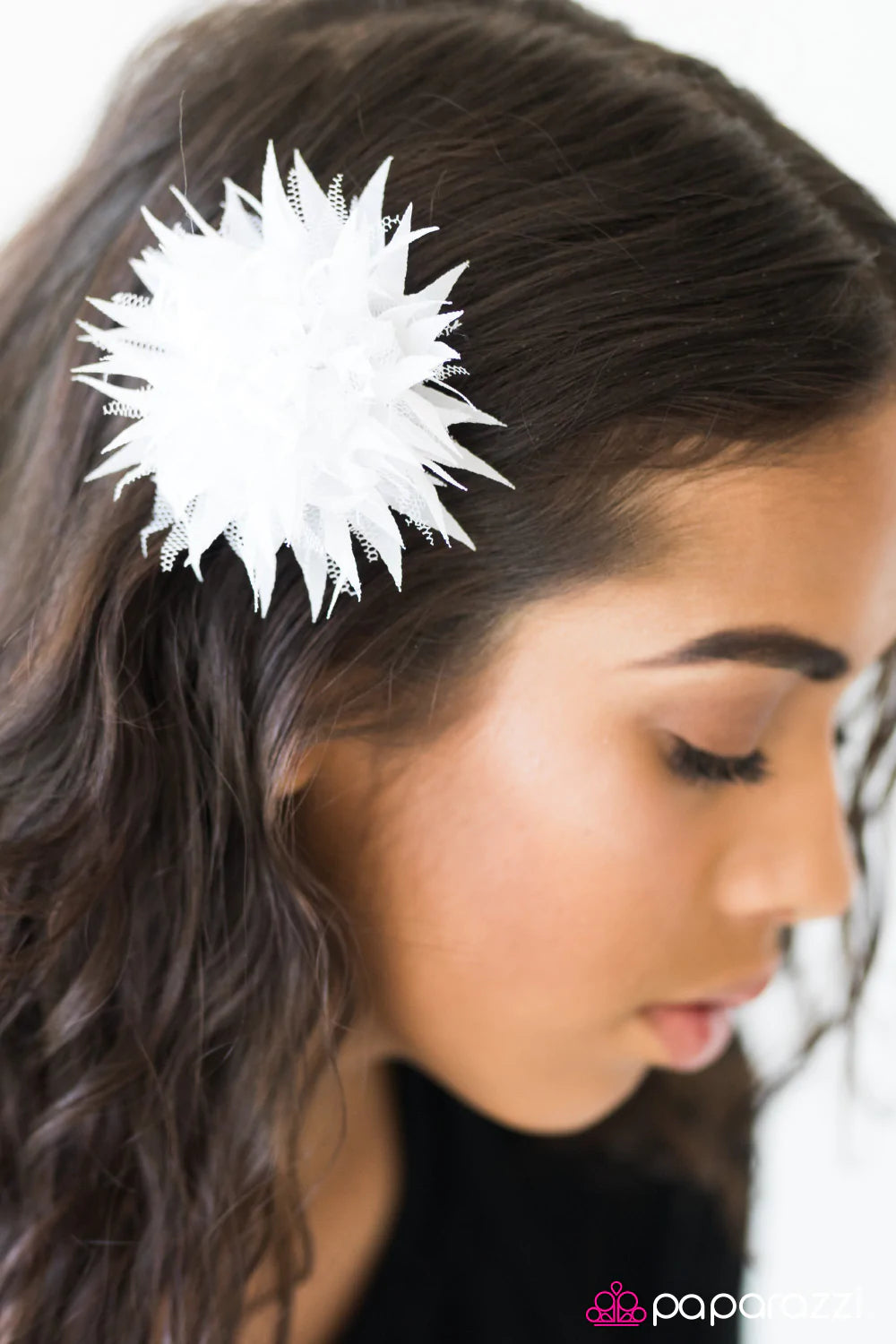 Paparazzi Hair Accessories ~ Beach Vacation - White
