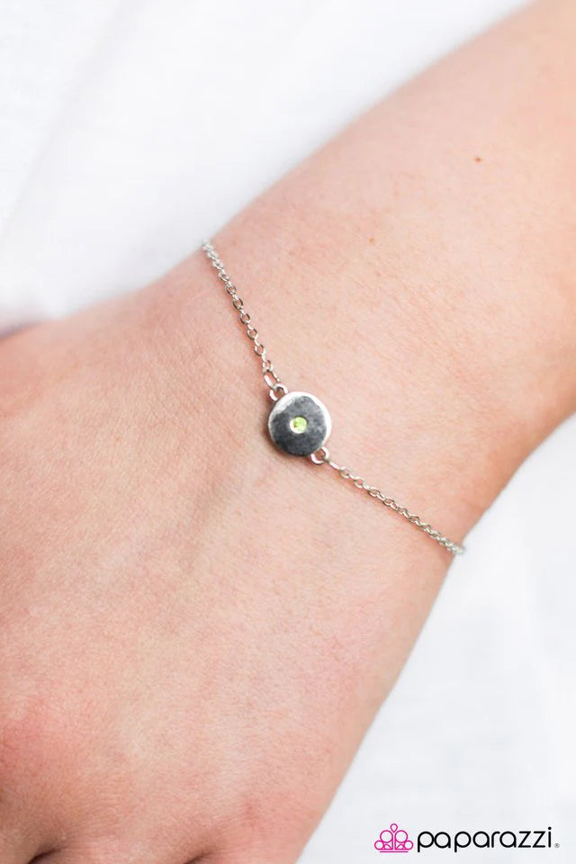 Pulsera Paparazzi ~ Casualmente colorida - Verde