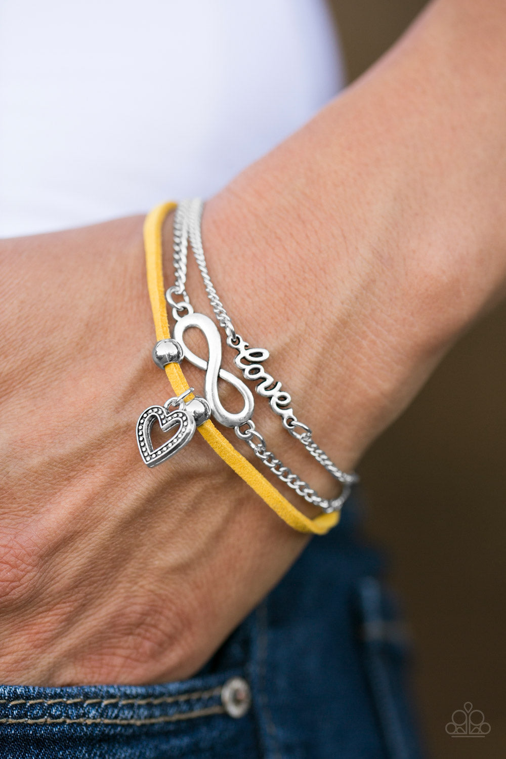 Paparazzi Bracelet ~ Laguna Love - Yellow