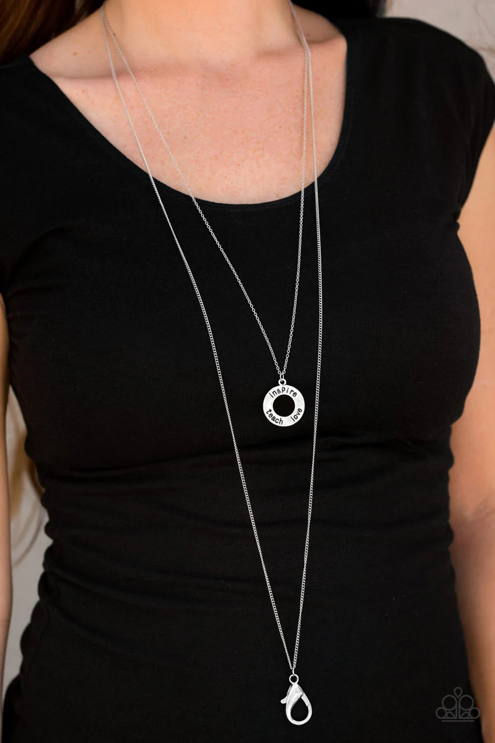 Paparazzi Necklace ~ Secret Of Success - Silver