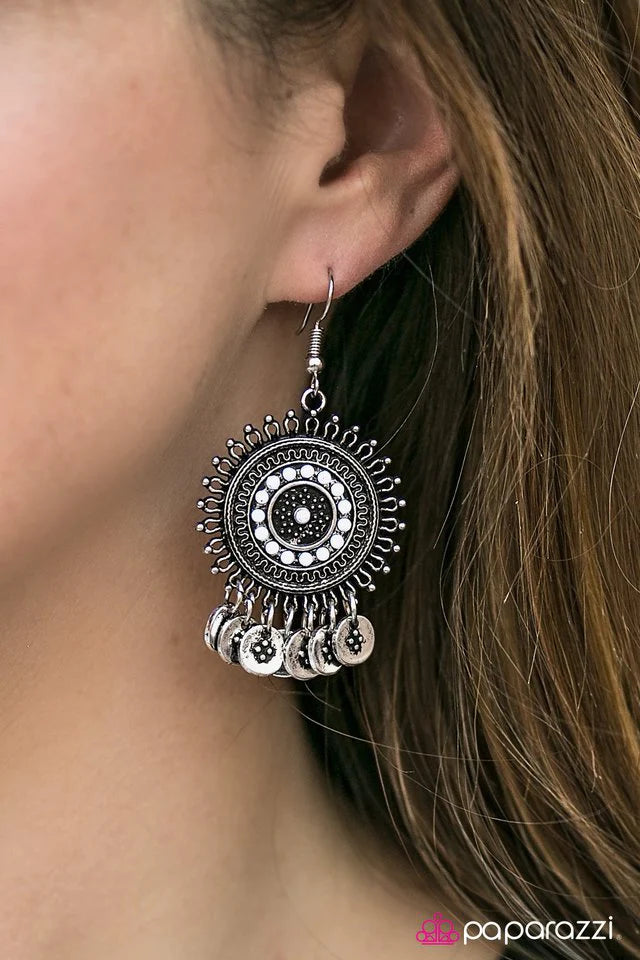 Paparazzi Earring ~ Sonoran Sunshine - White
