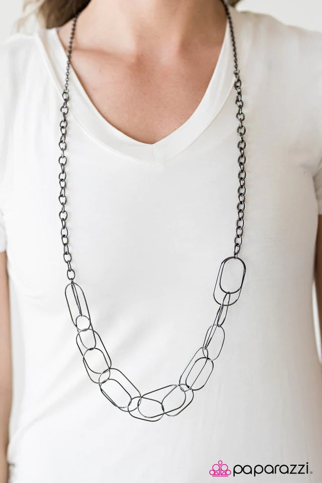 Paparazzi Necklace ~ Retrograde - Black