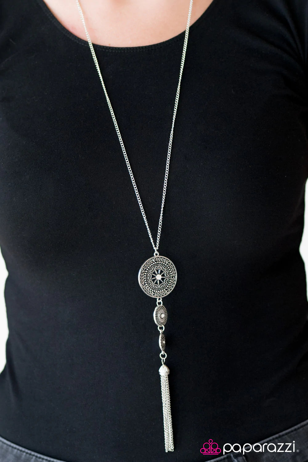Paparazzi Necklace ~ Courage Is My Compass - White