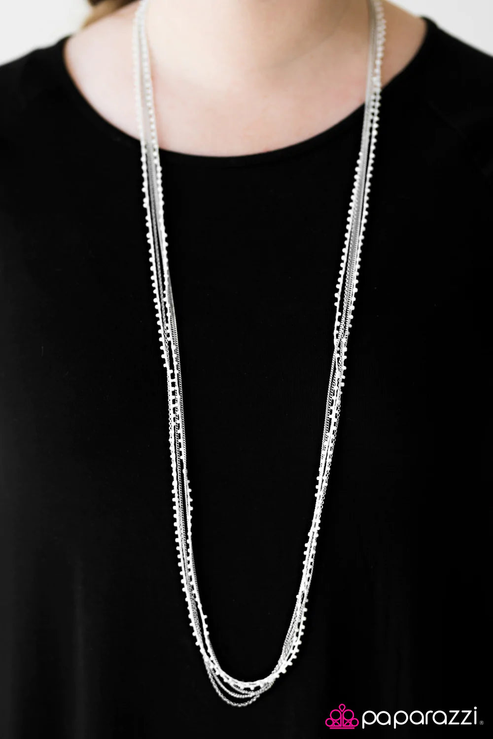 Paparazzi Necklace ~ The Latest Rage - White