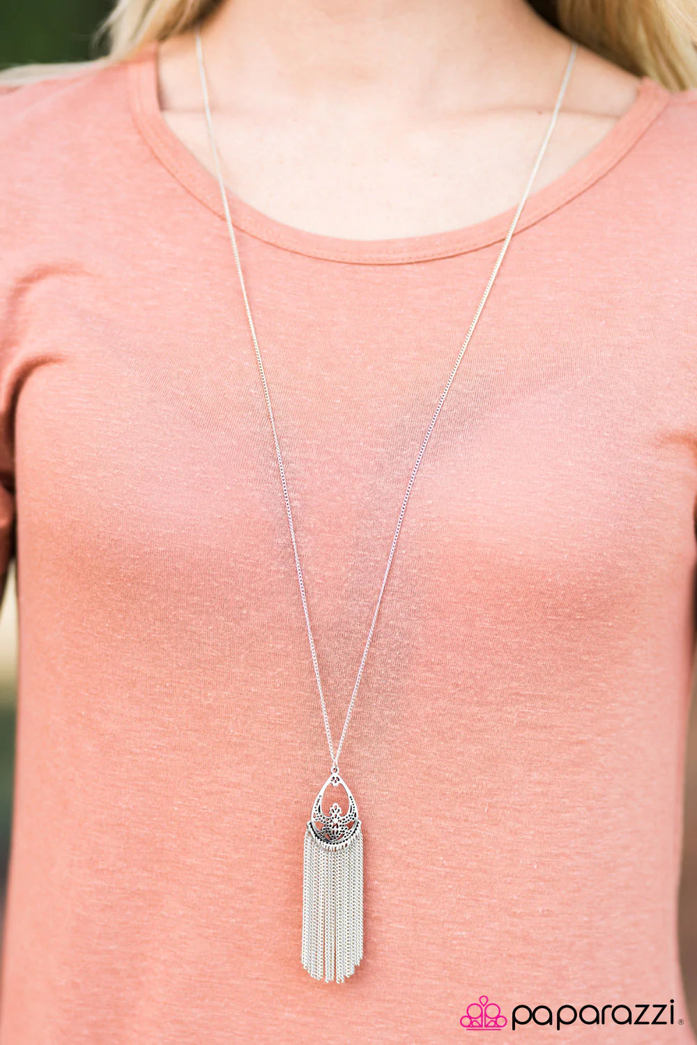 Paparazzi Necklace ~ Shimmering Streams - White