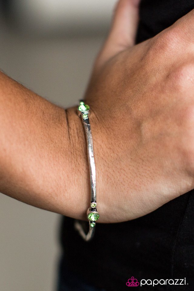 Paparazzi Bracelet ~ Girl Of My GLEAMS - Green