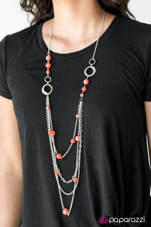 Collar Paparazzi ~ Resplandor del arcoíris - Naranja