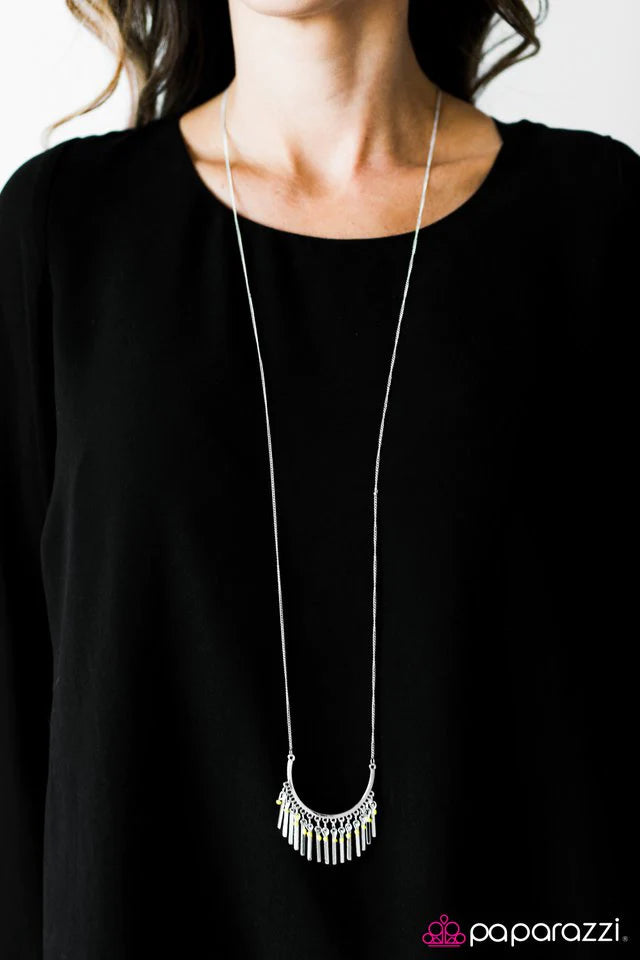 Collar Paparazzi ~ Atardecer en Sonora - Amarillo