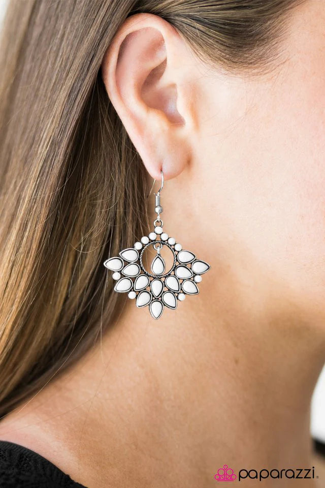 Paparazzi Earring ~ Isla Bella - White