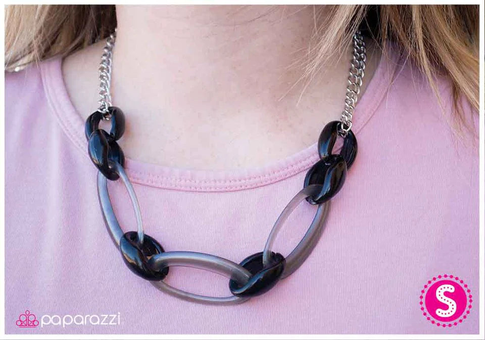 Paparazzi Necklace ~ Play Nice - Black