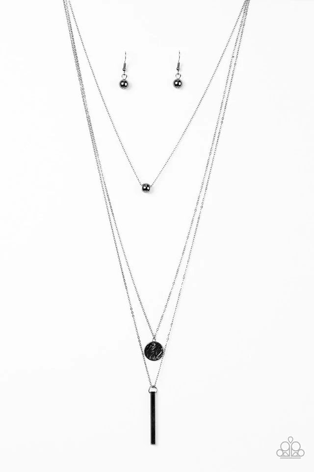 Paparazzi Necklace ~ Metal Muse - Black