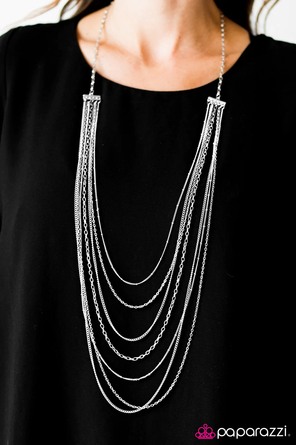 Paparazzi Necklace ~ Keepin It Street - Silver