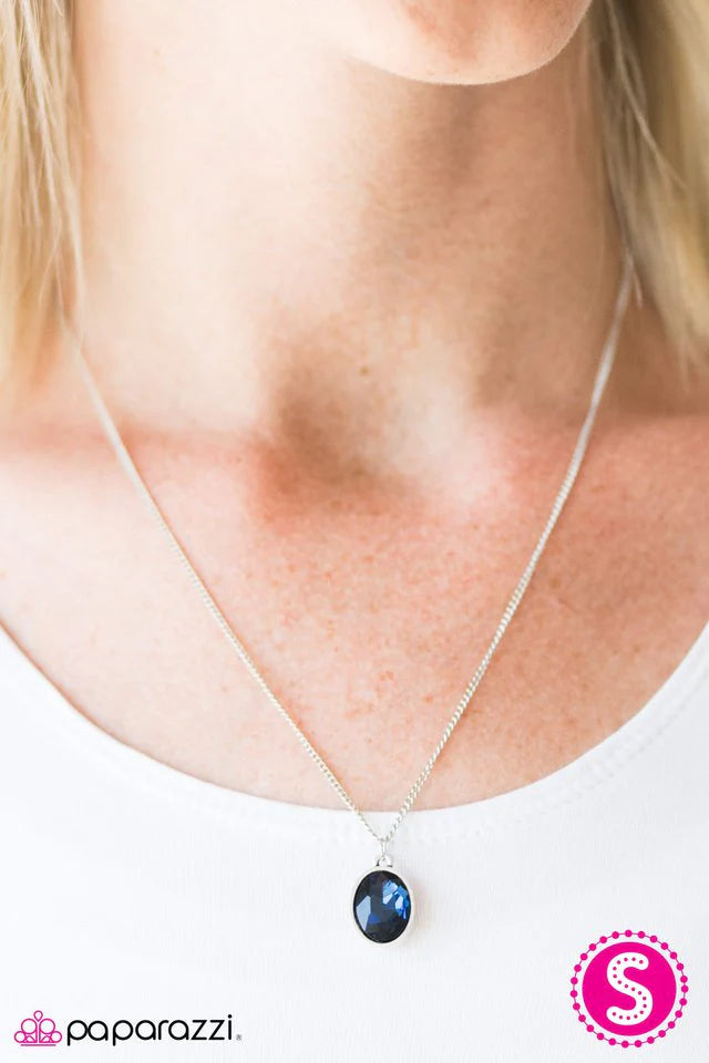 Collar Paparazzi ~ En busca del brillo - Azul