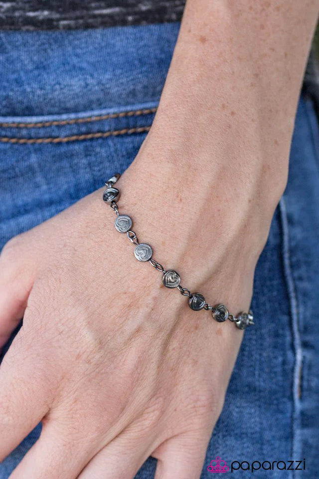 Paparazzi Bracelet ~ Tiny Heartbeats - Black
