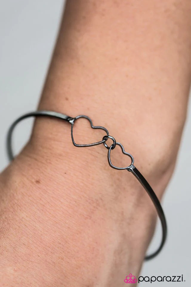 Pulsera Paparazzi ~ Beating As One - Negra