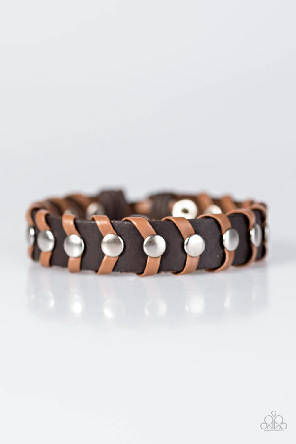 Pulsera Paparazzi ~ Una ola a la vez - Marrón