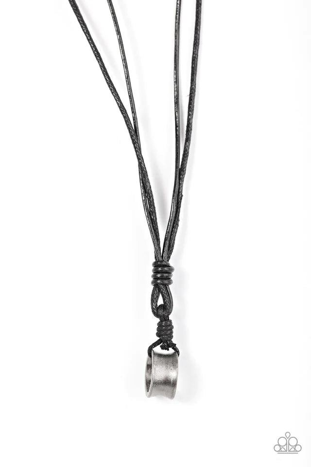 Paparazzi Necklace ~ Front Man - Black