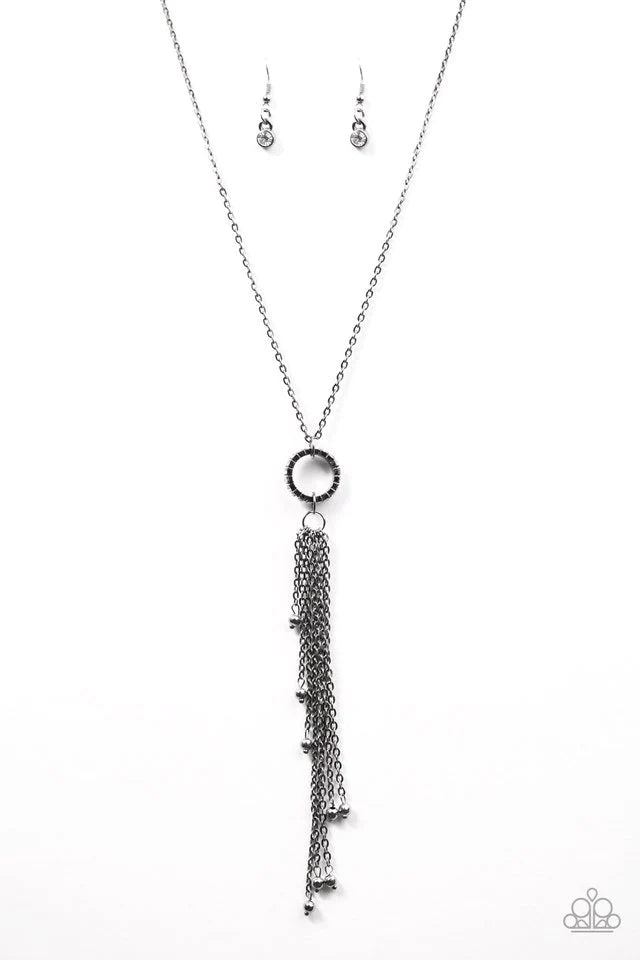 Collar Paparazzi ~ Crescendo brillante - Negro