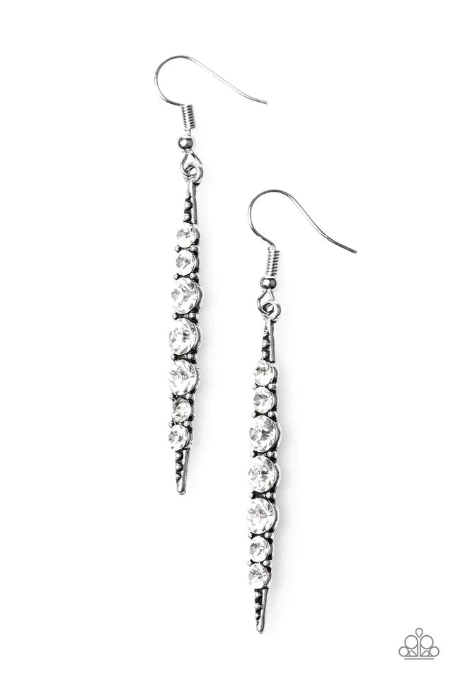 Pendiente Paparazzi ~ Elegante vestido GLAM - Blanco