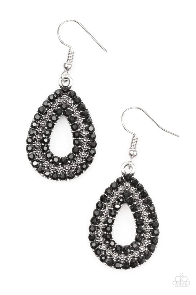 Paparazzi Earring ~ Make A GLAM Out Of You - Black