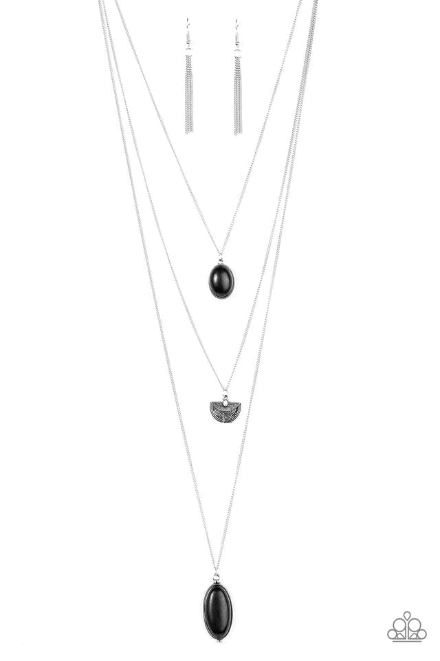 Collar Paparazzi ~ Dunas de arenisca - Negro