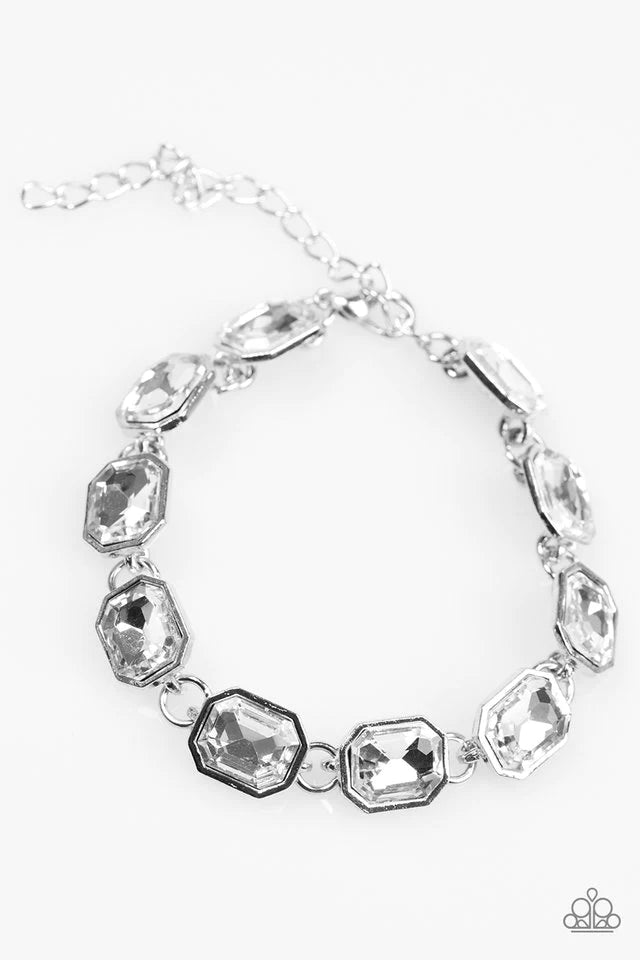 Pulsera Paparazzi ~ Deluxe Sparkle - Blanca