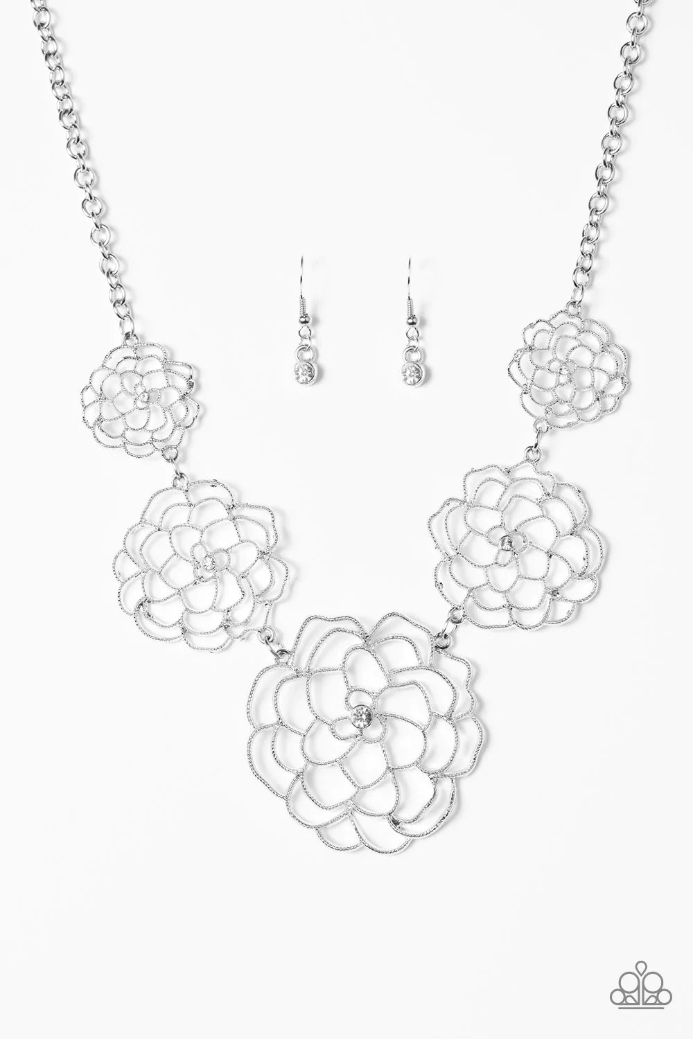Paparazzi Necklace ~ Crowned Carnation - White
